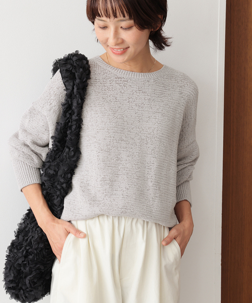 JOURNAL STANDARD relume（ジャーナルスタンダード　レリューム）の「［26SS新作］テープヤーンニュアンスプルオーバー（ニット/セーター・レディース・ブラック/ピンク/アイボリー/グレー・FREE）」の4枚目の写真