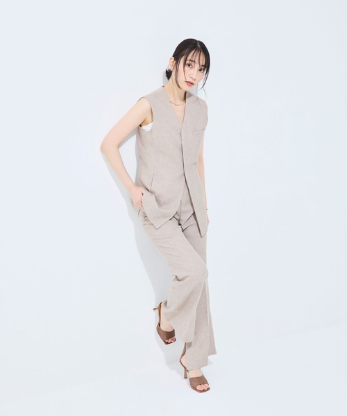 SEVEN TWELVE THIRTY(セヴントゥエルヴサーティー)の「LovelyWalk レザーパンチングミュール(サンダル・レディース・ホワイト/ブラウン/ブラック・22cm/22.5cm/23cm/23.5cm/24cm/24.5cm)」の17枚目の写真