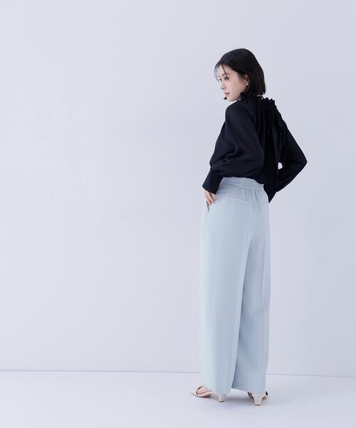 NATURAL BEAUTY BASIC（ナチュラルビューティーベーシック）の「◇2wayシアーボウタイブラウス（シャツ/ブラウス・レディース・ブラック/オフホワイト/ベージュ/ピンク/オレンジ・SMALL/MEDIUM）」の15枚目の写真