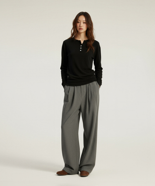 BUTTON SEOUL（ボタンソウル）の「[ウィメンズ] ライオセルソフトストレッチヘンリーネックロングスリーブTシャツ(4 COLORS)（Tシャツ/カットソー・レディース・ブラック/アイボリー/スカイブルー/ライトグレー・SMALL/MEDIUM/LARGE）」の8枚目の写真