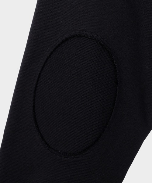 CINOH(チノ)の「HELENE SWEAT ELBOW PATCH DETAIL PULLOVER(スウェット・メンズ・ベージュ/ブラック・46/38)」の4枚目の写真