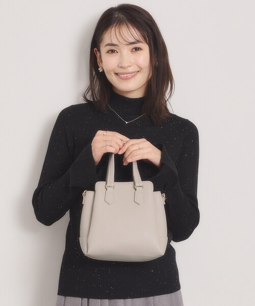 ITS'DEMO（イッツデモ）の「＜楽もち＞軽量PU三層2WAYトート（ハンドバッグ・レディース・ワインレッド/ライトグレー/ブラック・00）」の9枚目の写真