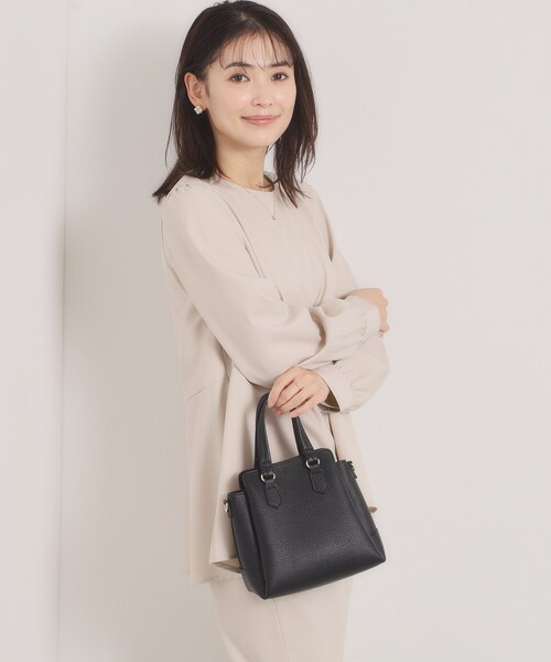 ITS'DEMO（イッツデモ）の「＜楽もち＞軽量PU三層2WAYトート（ハンドバッグ・レディース・ワインレッド/ライトグレー/ブラック・00）」の11枚目の写真