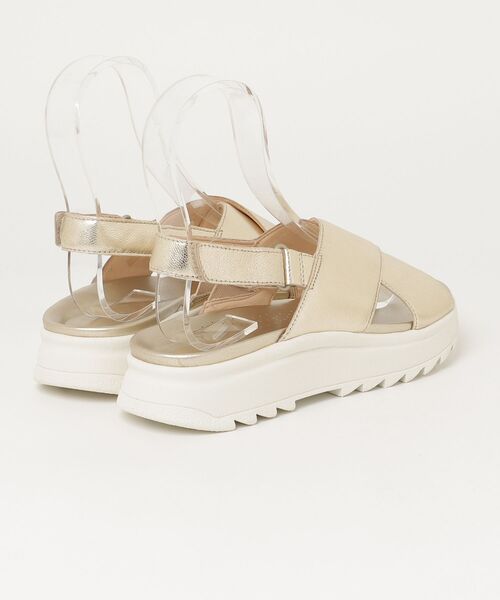 Clarks(クラークス)の「DashLite Wish / ダッシュライトウィッシュ (ゴールドレザー)(サンダル・レディース・ゴールド・UK3/UK6/UK5.5/UK5/UK4.5/UK4/UK3.5)」の22枚目の写真