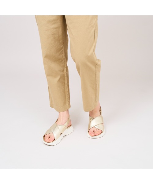 Clarks(クラークス)の「DashLite Wish / ダッシュライトウィッシュ (ゴールドレザー)(サンダル・レディース・ゴールド・UK3/UK6/UK5.5/UK5/UK4.5/UK4/UK3.5)」の18枚目の写真