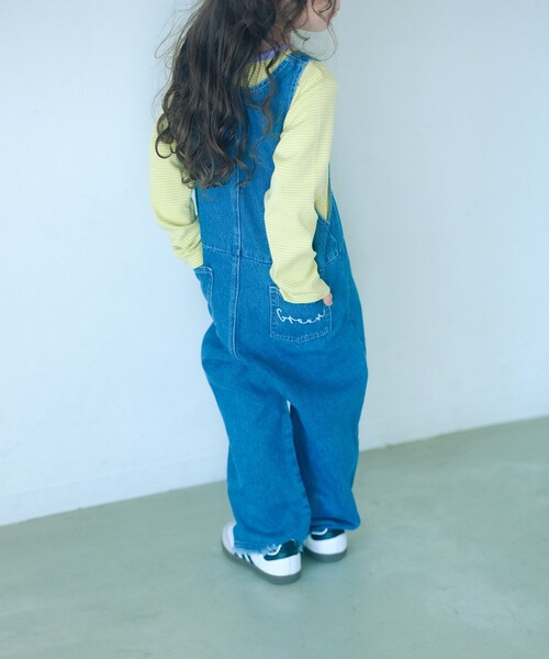 green label relaxing（グリーンレーベルリラクシング）の「デニム サロペット / キッズ  100cm-160cm（サロペット/オーバーオール・キッズ・ライトブルー/コバルトブルー・160cm/120cm/140cm/100cm/150cm/130cm/110cm）」の22枚目の写真