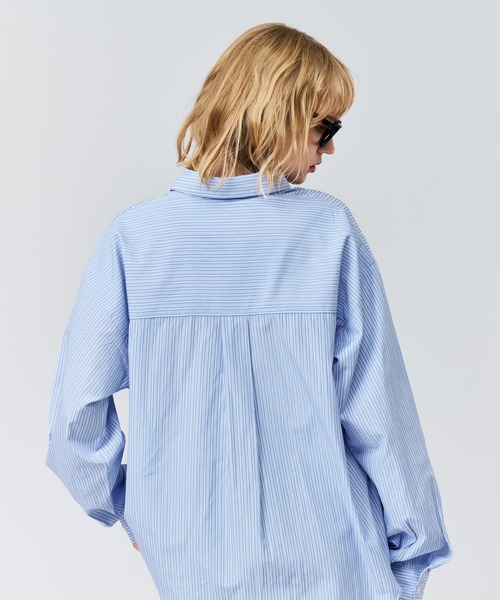 WETTEMPT（ウィテンプト）の「DOUBLE POCKET STRIPE SHIRT / ダブルポケットストライプシャツ（シャツ/ブラウス・メンズ・サックスブルー/ブルー・SMALL/MEDIUM/LARGE）」の3枚目の写真