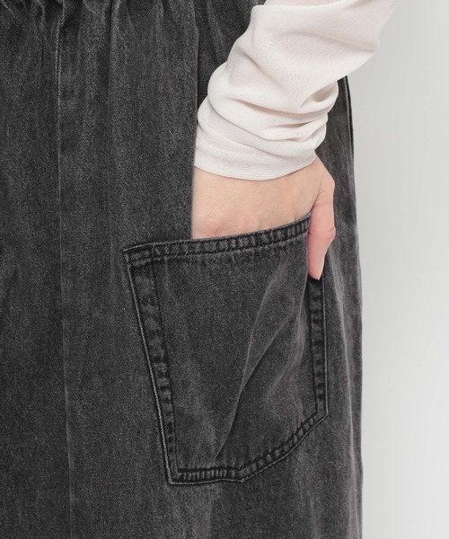 LOWRYS FARM（ローリーズファーム）の「デニムジャンスカ 637586（ワンピース・レディース・ブラック/ライトブルー/ブルー・FREE）」の9枚目の写真