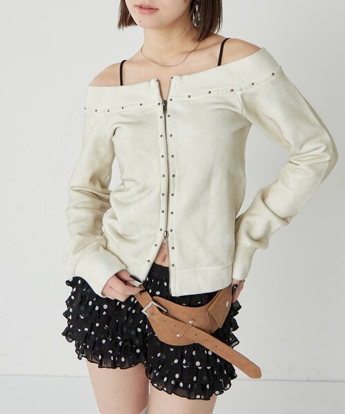 WHO'S WHO gallery（フーズフーギャラリー）の「フロントジップスタッズオフショル（Tシャツ/カットソー・レディース・アイボリー/カーキ/チャコールグレー・FREE）」の2枚目の写真