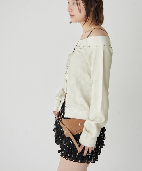 WHO'S WHO gallery（フーズフーギャラリー）の「フロントジップスタッズオフショル（Tシャツ/カットソー・レディース・アイボリー/カーキ/チャコールグレー・FREE）」の11枚目の写真