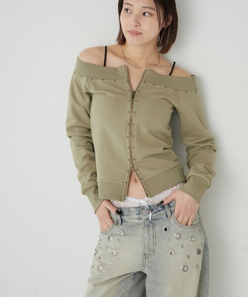 WHO'S WHO gallery（フーズフーギャラリー）の「フロントジップスタッズオフショル（Tシャツ/カットソー・レディース・アイボリー/カーキ/チャコールグレー・FREE）」の14枚目の写真