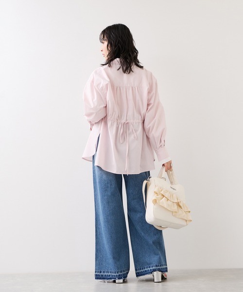 VIS（ビス）の「ウエストリボンシャツ/イージーケア・WEB限定カラー（シャツ/ブラウス・レディース・ホワイト/ベージュ/ブルー/サックスブルー/ピンク・FREE）」の14枚目の写真