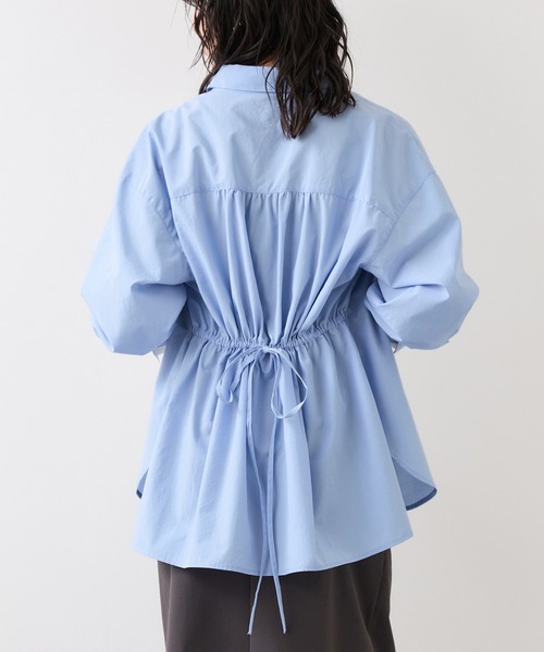 VIS（ビス）の「ウエストリボンシャツ/イージーケア・WEB限定カラー（シャツ/ブラウス・レディース・ホワイト/ベージュ/ブルー/サックスブルー/ピンク・FREE）」の11枚目の写真