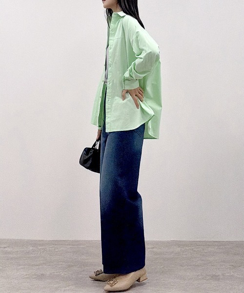 CLOTHY(クロシィ)の「【風をまとう、淡色シャツ。】カラーシャツ(シャツ/ブラウス・レディース・ブルー/オフホワイト/イエロー/ピンク/グリーン・FREE)」の14枚目の写真