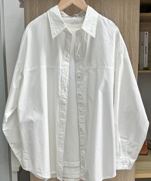 CLOTHY(クロシィ)の「【風をまとう、淡色シャツ。】カラーシャツ(シャツ/ブラウス・レディース・ブルー/オフホワイト/イエロー/ピンク/グリーン・FREE)」の19枚目の写真