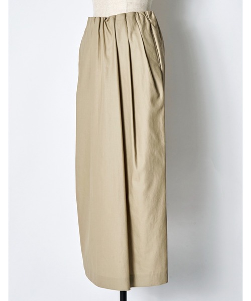 RUMCHE（ラムシェ）の「Tuck Gathered Skirt / タックギャザースカート（スカート・レディース・ベージュ/ブラック・FREE）」の10枚目の写真