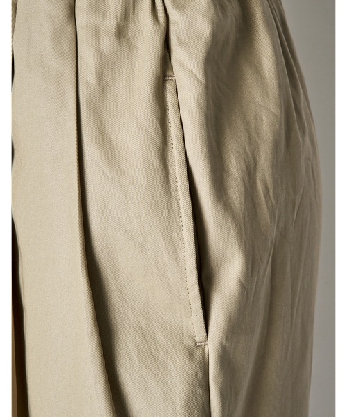 RUMCHE（ラムシェ）の「Tuck Gathered Skirt / タックギャザースカート（スカート・レディース・ベージュ/ブラック・FREE）」の13枚目の写真