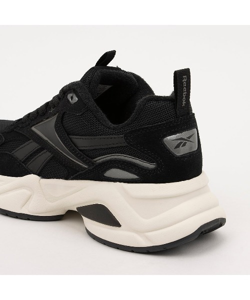 Reebok(リーボック)の「チャージ ラン / REEBOK CHARGE RUN(スニーカー・レディース・ブラウン/アイボリー/ブラック・24.0cm/24.5cm/23.5cm/22.0cm/26.0cm/25.5cm/23.0cm/22.5cm/25.0cm)」の8枚目の写真