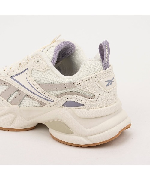 Reebok(リーボック)の「チャージ ラン / REEBOK CHARGE RUN(スニーカー・レディース・ブラウン/アイボリー/ブラック・24.0cm/24.5cm/23.5cm/22.0cm/26.0cm/25.5cm/23.0cm/22.5cm/25.0cm)」の22枚目の写真