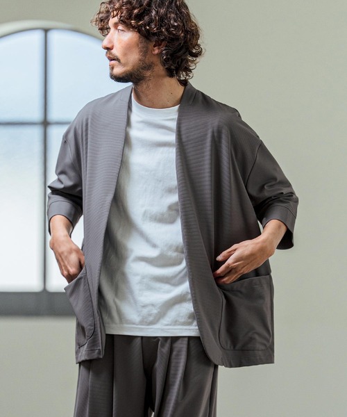 Magine（マージン）の「mj11380- Nylon Spandex Fine Rib Knit Fabric Lapel Less Relax Fit Seven Sleeve Jacket 七分袖ラペルレスジャケット(MGN-261-008)（ノーカラージャケット・メンズ・ネイビー/ブラック/グレー・48/46/44）」の20枚目の写真