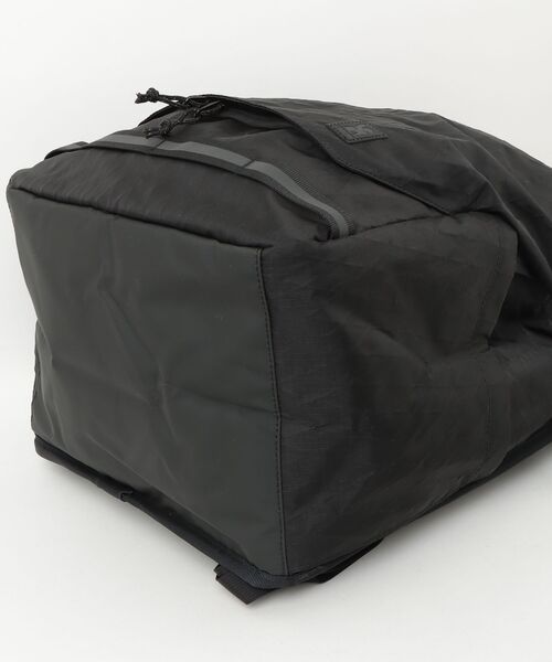 CHROME（クローム）の「［ CHROME / クローム ］EXTLEK 45L PACK BLKX_BLACK X / エクストレック 45リットル パック ブラック エックス 防水 45L バックパック 17インチPC収納（バックパック/リュック・メンズ・ブラック系その他・FREE）」の10枚目の写真