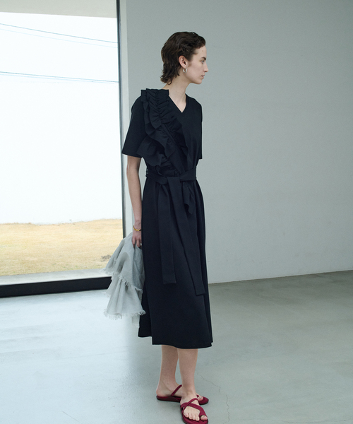 VERMEIL par iena（ヴェルメイユパーイエナ）の「Psophia ソフィア ドレス 505DRS2823（ワンピース・レディース・ブラック・MEDIUM/SMALL）」の2枚目の写真
