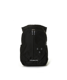 RAWROW（ロウロウ）の「RAWROW x EES ランニングバックパック [2色]（バックパック/リュック）」