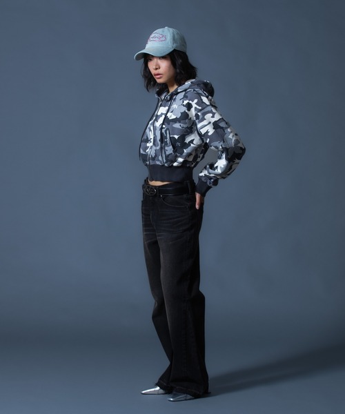 X-girl(エックスガール)の「HIBISCUS CAMOUFLAGE ZIP UP SWEAT HOODIE(パーカー・レディース・グレー/カモフラージュ・S/M)」の16枚目の写真