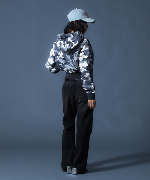 X-girl(エックスガール)の「HIBISCUS CAMOUFLAGE ZIP UP SWEAT HOODIE(パーカー・レディース・グレー/カモフラージュ・S/M)」の20枚目の写真