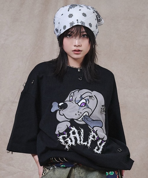 GALFY(ガルフィー)の「GALFY-バチバチピアスTee(Tシャツ/カットソー・メンズ・チャコール/その他1/ブラック・L/XL)」の6枚目の写真