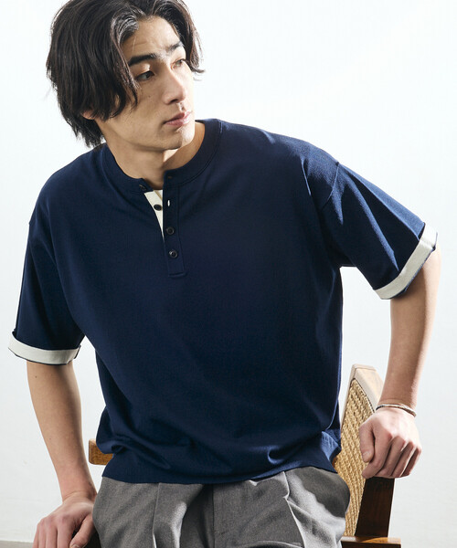 FREAK'S STORE（フリークスストア）の「限定展開 Relax Fit リラックスフィット クールタッチ 配色ヘンリーネック プルオーバー（その他トップス・メンズ・ブラック/チャコールグレー/ブラウン/ネイビー・LARGE/MEDIUM）」の4枚目の写真