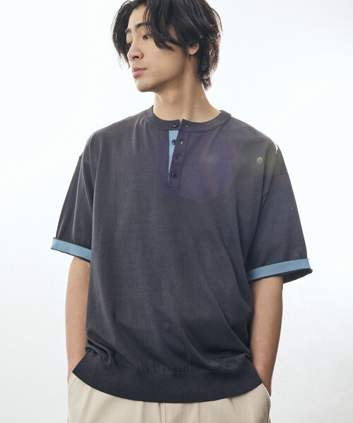 FREAK'S STORE（フリークスストア）の「限定展開 Relax Fit リラックスフィット クールタッチ 配色ヘンリーネック プルオーバー（その他トップス・メンズ・ブラック/チャコールグレー/ブラウン/ネイビー・LARGE/MEDIUM）」の16枚目の写真