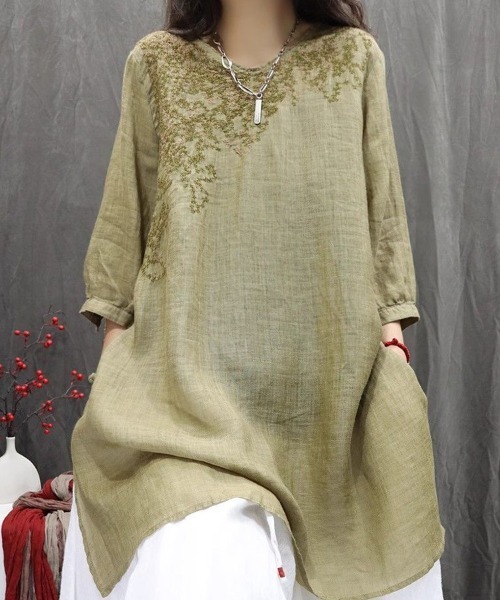 Flugge(フラッジー)の「七分袖刺繍チュニックトップス(Tシャツ/カットソー・レディース・ピンク/ブルー/グレー/グリーン・FREE)」の2枚目の写真