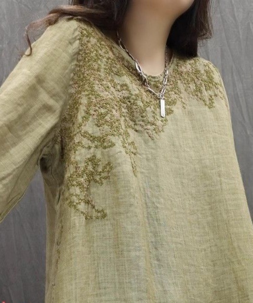 Flugge(フラッジー)の「七分袖刺繍チュニックトップス(Tシャツ/カットソー・レディース・ピンク/ブルー/グレー/グリーン・FREE)」の6枚目の写真