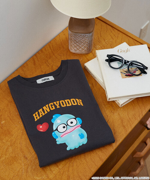 PUBLUX(パブリュクス)の「PUBLUX/パブリュクス ”SANRIO CHARACTERS/サンリオキャラクターズ” 眼鏡 カレッジ風 プリントTシャツ 限定展開(Tシャツ/カットソー・レディース・ブラック/ピンク/ライトグレー/ネイビー/オフホワイト/チャコールグレー・フリ-)」の19枚目の写真