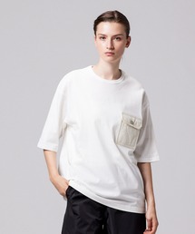TAION（タイオン）の「【TAION(タイオン)】〈ユニセックス〉ノンダウン ミリタリー フラップポケット Tシャツ（Tシャツ/カットソー）」
