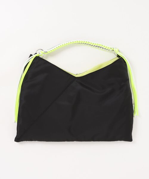 Cheek(チーク)の「neon handle TA shoulder(ショルダーバッグ・レディース・ブラック/グレー/キャメル・FREE)」の4枚目の写真