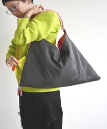 neon handle TA shoulder