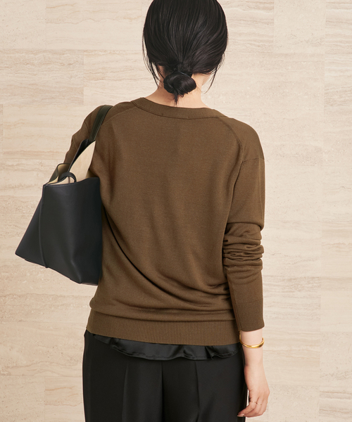 plage(プラージュ)の「LE PETIT PULLE / ル プティ プレ 別注 VN カーディガン(カーディガン/ボレロ・レディース・ブラウン系その他・FREE)」の8枚目の写真