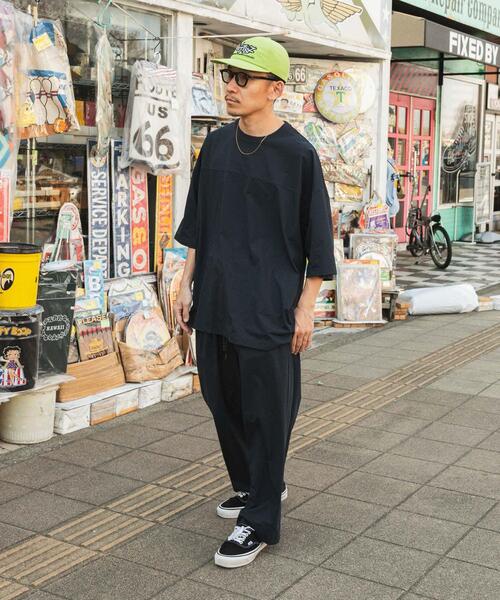 URBAN RESEARCH（アーバンリサーチ）の「Wide Dad　BREEZY TECH SHORT-SLEEVE T-SHIRTS（Tシャツ/カットソー・メンズ・ネイビー/ブラック・2/1）」の6枚目の写真