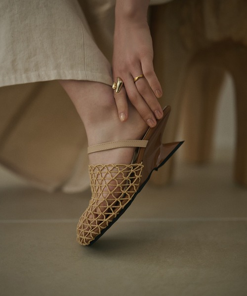 LAULEN(ローレン)の「mesh square toe heel mule /メッシュスクエアトゥヒールミュール(サンダル・レディース・ブラック/ベージュ・23cm/24cm/25cm)」の1枚目の写真