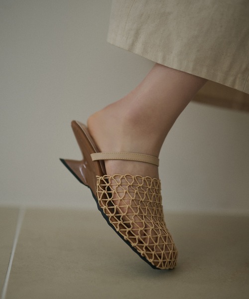 LAULEN(ローレン)の「mesh square toe heel mule /メッシュスクエアトゥヒールミュール(サンダル・レディース・ブラック/ベージュ・23cm/24cm/25cm)」の8枚目の写真