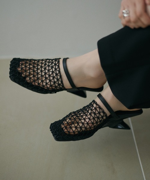 LAULEN(ローレン)の「mesh square toe heel mule /メッシュスクエアトゥヒールミュール(サンダル・レディース・ブラック/ベージュ・23cm/24cm/25cm)」の16枚目の写真