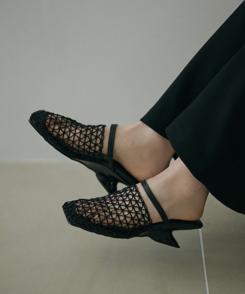 LAULEN(ローレン)の「mesh square toe heel mule /メッシュスクエアトゥヒールミュール(サンダル・レディース・ブラック/ベージュ・23cm/24cm/25cm)」の17枚目の写真