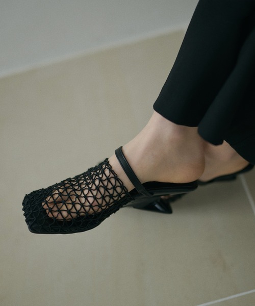 LAULEN(ローレン)の「mesh square toe heel mule /メッシュスクエアトゥヒールミュール(サンダル・レディース・ブラック/ベージュ・23cm/24cm/25cm)」の19枚目の写真