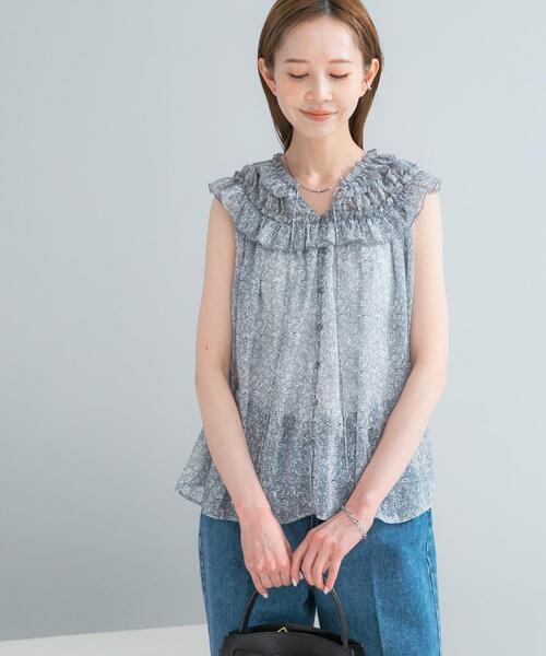 URBAN RESEARCH ROSSO WOMEN(アーバンリサーチ ロッソ)の「フラワープリントフリルブラウス(シャツ/ブラウス・レディース・イエロー/ネイビー/グレー・FREE)」の7枚目の写真