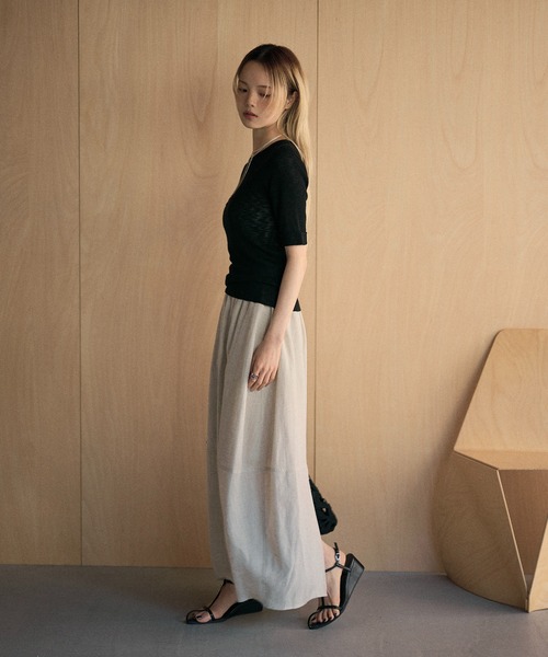 LAULEN（ローレン）の「roll up sleeves semi sheer rib tops /ロールアップスリーブセミシアーリブニット（Tシャツ/カットソー・レディース・モカ/チャコールグレー/アイボリー/グレイッシュベージュ/ブラック・FREE）」の13枚目の写真