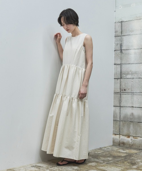 feepur(フェピュール)の「【6サイズ展開】フェイクレザースクエアトングサンダル(サンダル・レディース・ブラック・22.5/24.5/23.5/25/26/25.5)」の19枚目の写真