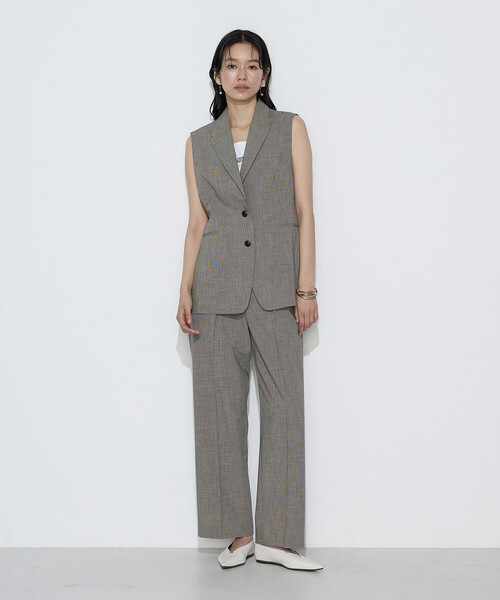 COMME CA(コムサ)の「ストレッチミニ千鳥 ジレ(ベスト・レディース・ベージュ系その他/ブラック系その他・11号/9号)」の10枚目の写真