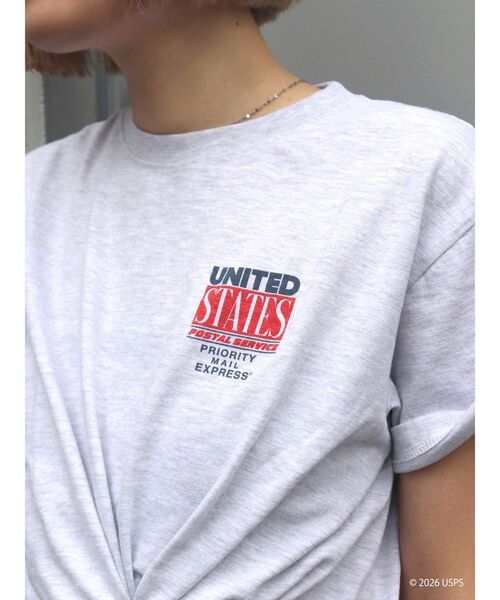 Ungrid(アングリッド)の「USPS別注バック ロゴTee(Tシャツ/カットソー・レディース・ライトグレー/オフホワイト・FREE)」の21枚目の写真